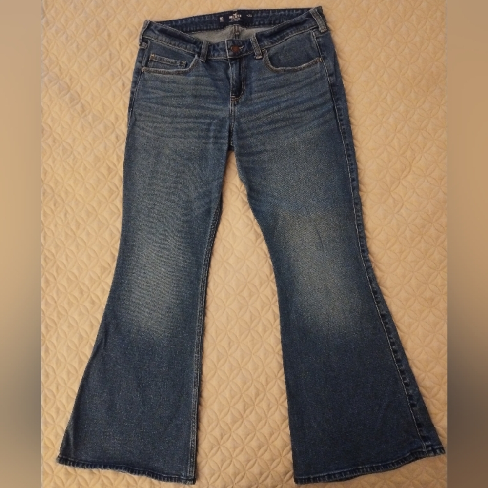 Hollister Low Rise Flare Vintage Stretch Denim Jeans Blue Medium Wash